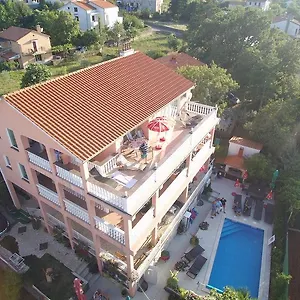 villa-dijana.primorje-gorskikotar.com/